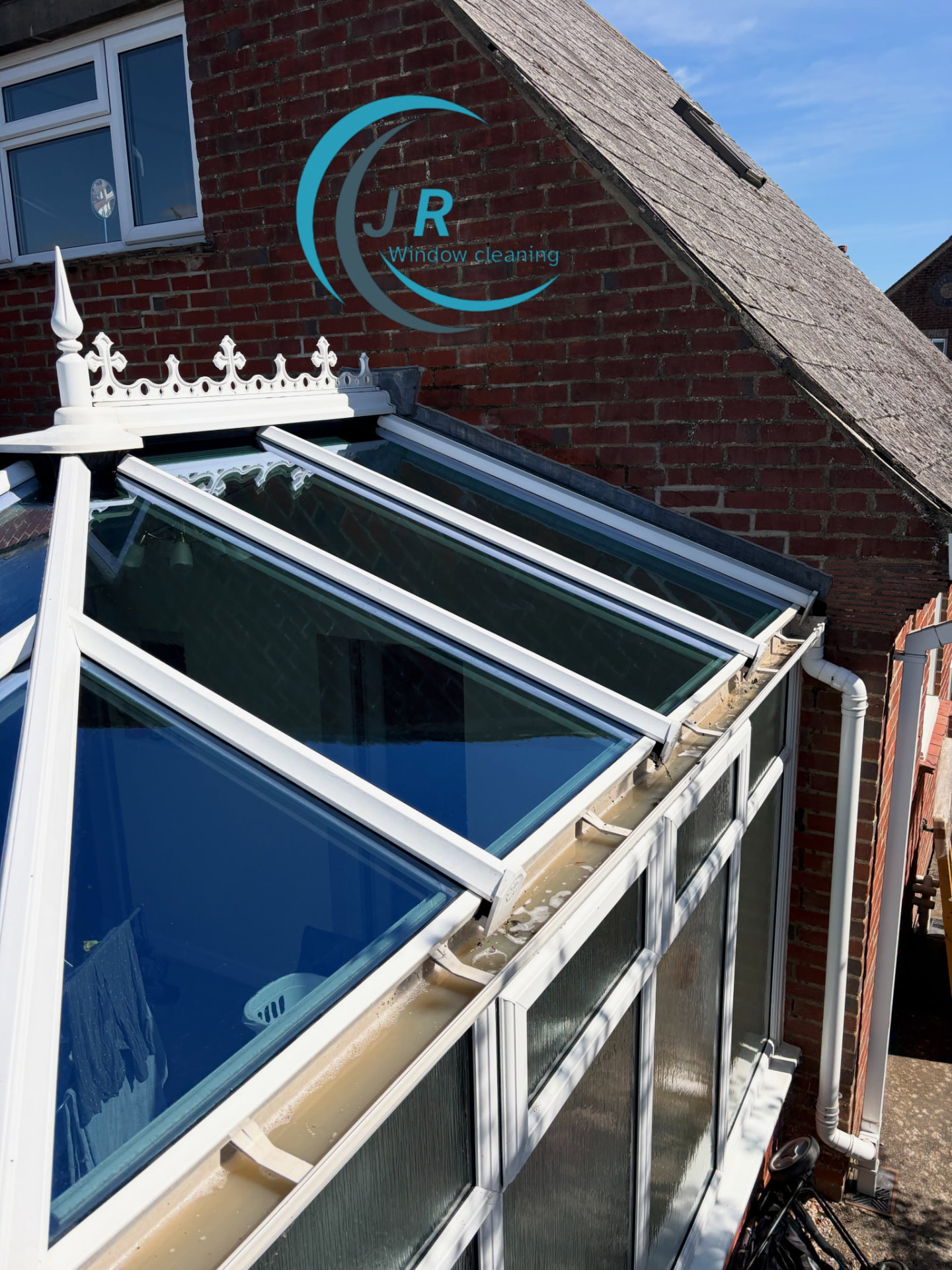 Gutter Clearing in Poole and Purbeck, Dorset